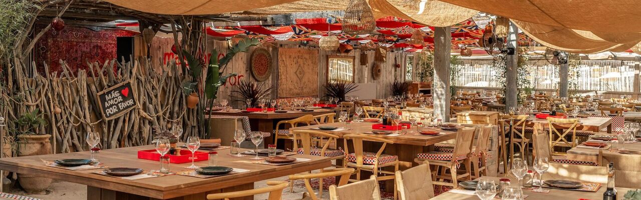 Casa Amor Saint-Tropez VIP Tables