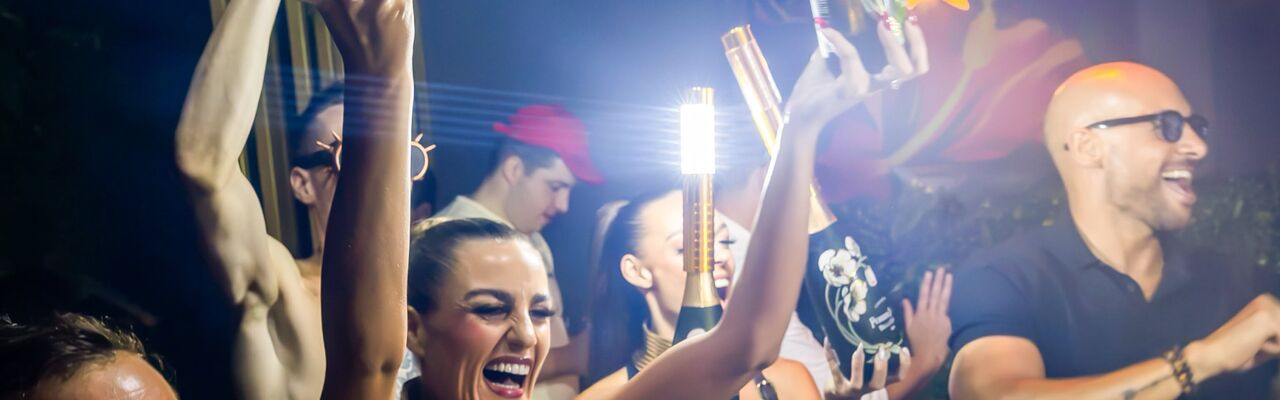 GAÏO Saint-Tropez VIP Tables