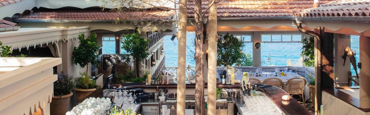 Loulou Ramatuelle Saint-Tropez VIP Tables