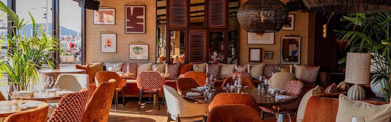 NAŌ Saint-Tropez VIP Tables