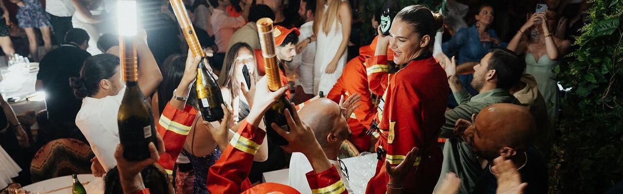 NOTO Saint-Tropez VIP Tables